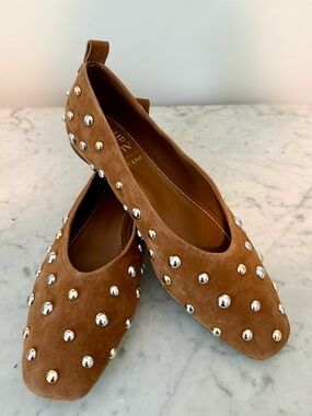 NEW 27 Edit Naturalizer Carla Balllet Flat Suede Studded size 8